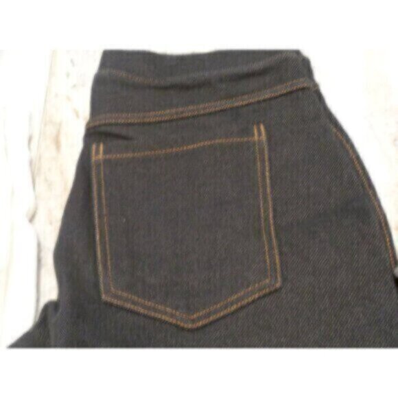 NEW HUE women's small 3-pair leggings Bundle MSRP $156 for all 3! - Picture 7 of 8